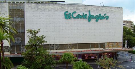 Centro Comercial Plaza del Duque de la Victoria .